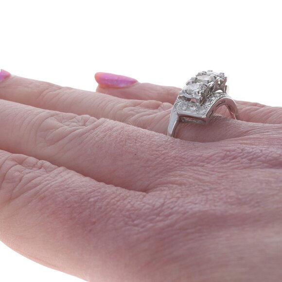 White Gold Diamond Vintage Bypass Ring - 14k Round Brilliant .72ctw Three-Stone - Picture 4 of 6